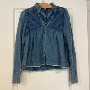 Pilcro Denim Button-Front Blouse w Lace Detail